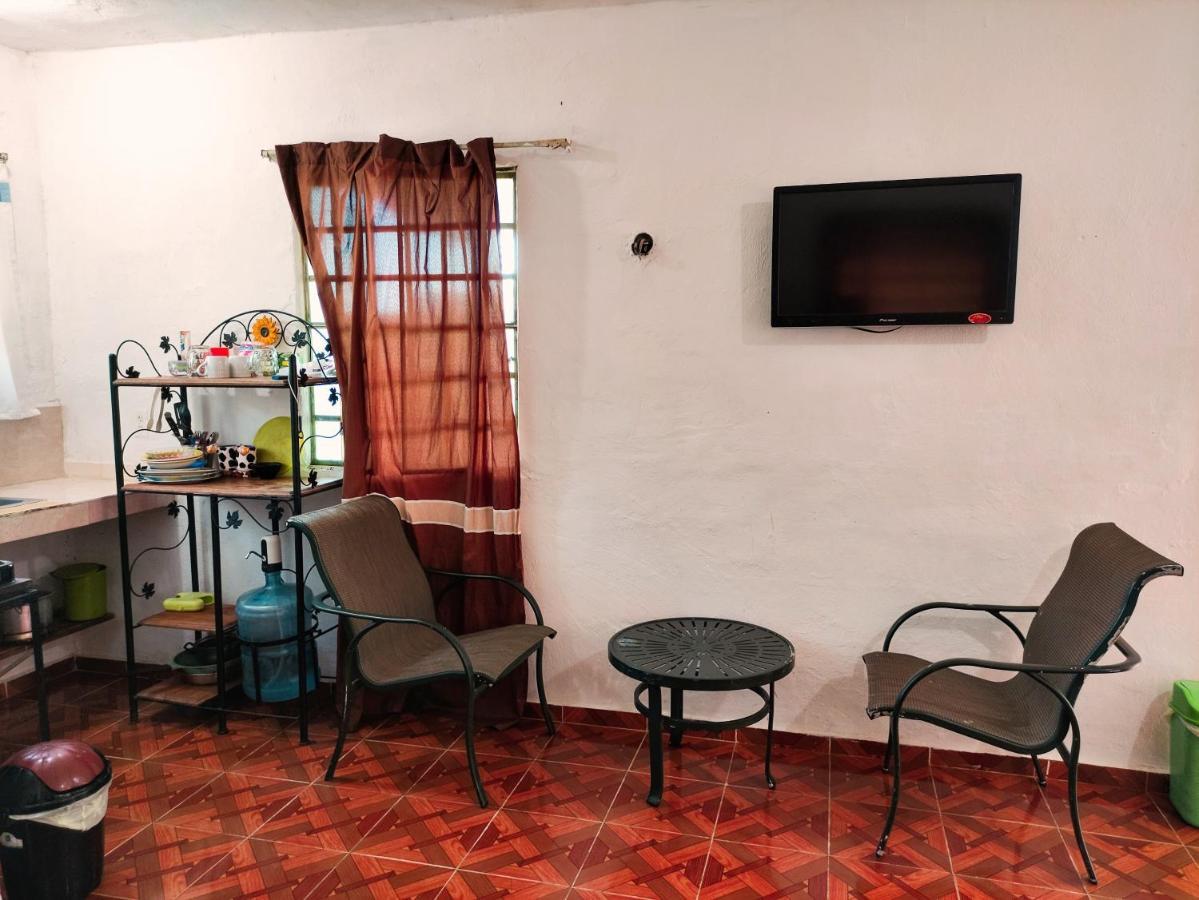Casa Lili Luxury Valladolid "Fast Wifi, Hot Water, Kitchen & Tv" Екстериор снимка